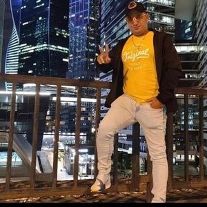 Meet your Posher, Yoan